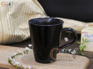 Cốc gốm dáng vát màu đen trơn 300ml