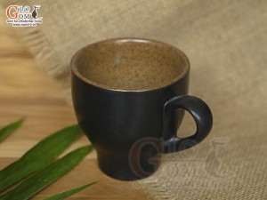 Cốc gốm đen dáng chân thon quai tròn, 220ml
