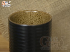 Cốc gốm đen dáng trụ sóng biển, 300ml