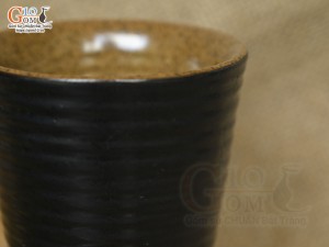 Cốc gốm đen dáng vát sóng biển, 280ml
