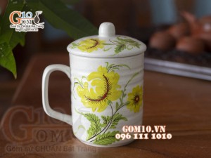 Cốc nắp men gốm vẽ hoa (Nhiều màu), đường kính 8cm