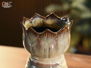 Cốc phật thủ men hoả biến màu nâu ngọc, cao 16cm