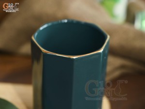Cốc sứ bát giác men xanh kẻ chỉ vàng