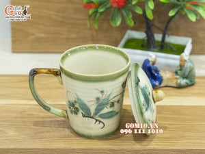 Cốc sứ có nắp men vuốt họa tiết tre xanh, 9cm
