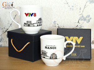 Cốc sứ dáng chóp lửa men trắng cảnh Hà Nội, in logo VTV8, 400ml