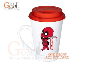 Cốc sứ dáng vát men trắng nắp silicon, in hình Deadpool, 400ml