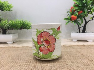 Cốc sứ men gốm vẽ hoa Phù Dung, cao 8cm