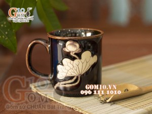 Cốc sứ men hỏa biến gấm quẹt màu mật ong khắc sen, đường kính 8cm