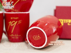Cốc sứ men màu in logo quà tặng