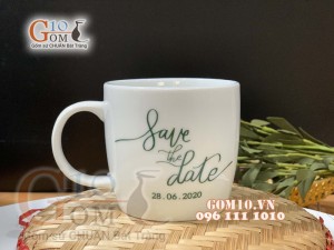 Cốc sứ quai tròn men trắng dáng thấp, in logo quà tặng