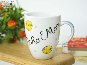 Cốc sứ men trắng vẽ Doremon, 280ml