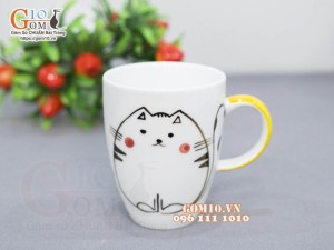 Cốc sứ men trắng vẽ Mèo Ú chỉ vàng, 280ml