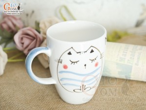 Cốc sứ men trắng vẽ Mèo Ú chỉ xanh, 280ml