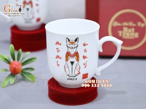 Cốc sứ quà tặng linh vật Quý Mão 2023