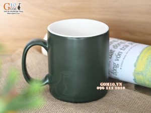 Cốc sứ quai tròn men mát màu xanh lục bảo lòng trắng