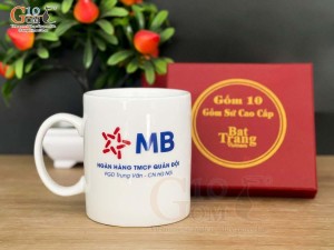 Cốc sứ quai tròn men trắng, in logo quà tặng