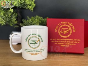 Cốc sứ quai tròn men trắng, in logo quà tặng