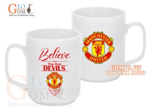 Cốc sứ quai vuông men trắng, in logo Manchester United FC, 350ml