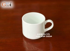 Cốc sứ thấp men trắng quai tròn, đường kính 8cm