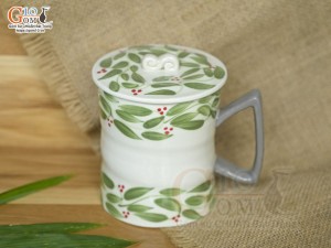 Cốc sứ vuốt tay xuất dư Châu Âu, dáng quai vuông men bóng vẽ lá, 500ml