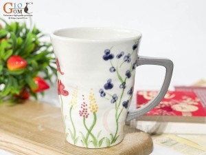Cốc sứ vuốt tay xuất dư Châu Âu, dáng vát men bóng vẽ hoa, 480ml