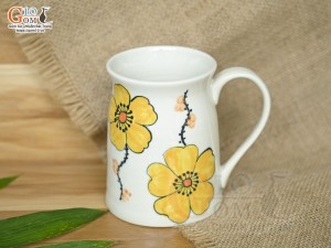 Cốc sứ vuốt tay xuất dư Châu Âu, men bóng vẽ hoa vàng, 400ml