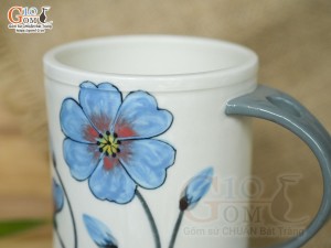 Cốc sứ vuốt tay xuất dư Châu Âu, quai nắm men bóng vẽ hoa xanh, 450ml