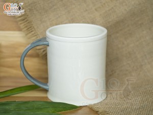 Cốc sứ vuốt tay xuất dư Châu Âu, quai nắm men bóng vẽ hoa xanh, 450ml