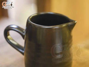 Cốc tống men nâu ganh