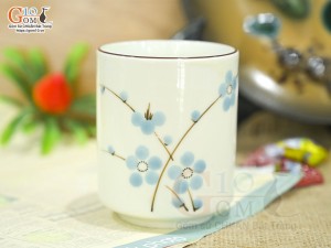 Cốc trụ men kem vẽ hoa Đào xanh, 180ml