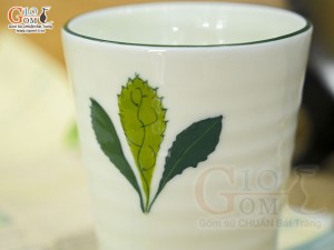 Cốc trụ men kem vẽ Ngò Gai, 350ml