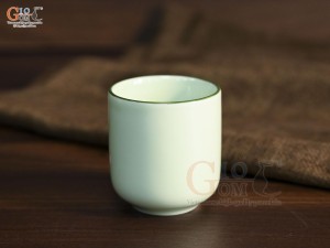 Cốc trụ men ngọc vẽ hoa Bưởi