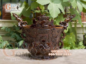 Lư hương men cổ khắc rồng phượng, đường kính 25m