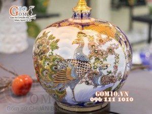 Đèn sứ Phong Thủy men màu vẽ vàng 24k, Nhị cảnh Thuận Buồm Xuôi Gió và Công Đào, cao 60cm