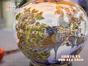 Đèn sứ Phong Thủy men màu vẽ vàng 24k, Nhị cảnh Thuận Buồm Xuôi Gió và Công Đào, cao 60cm