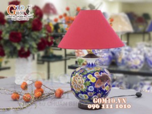 Đèn sứ Phong Thủy men màu vẽ Cá Chép Liên Hoa, cao 60cm