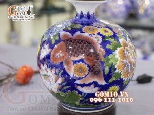 Đèn sứ Phong Thủy men màu vẽ Cá Chép Liên Hoa, cao 60cm