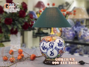 Đèn sứ Phong Thủy men màu vẽ Vạn Sự Như Ý, cao 56cm