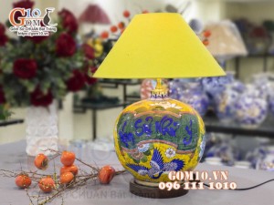 Đèn sứ Phong Thủy men màu vẽ Vạn Sự Như Ý, cao 63cm