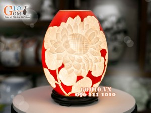 Đèn tinh dầu dáng trứng cao khắc hoa Mẫu Đơn cao 23cm