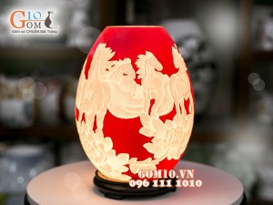 Đèn tinh dầu dáng trứng cao khắc Mã Đáo thành công cao 23cm