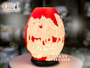 Đèn tinh dầu dáng trứng cao khắc Mã Đáo thành công cao 23cm