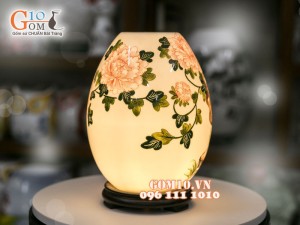 Đèn tinh dầu dáng trứng cao vẽ cảnh Gà trống bên Mẫu đơn cao 23cm