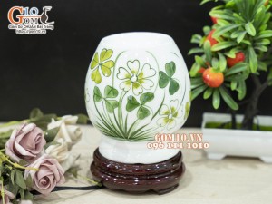 Đèn xông tinh dầu dáng cao họa tiết hoa, cao 18cm