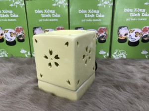 Đèn xông tinh dầu dáng vuông