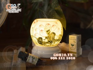 Đèn xông tinh dầu hoa sen, cao 11cm