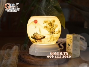 Đèn xông tinh dầu mini, cao 11cm