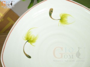 Đĩa ảo men kem vẽ Bồ Công Anh 20cm