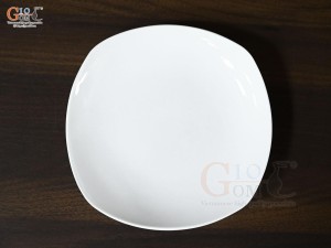 Đĩa ảo men trắng trơn, đường kính 22cm