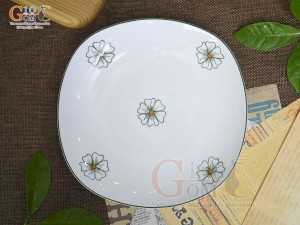 Đĩa ảo men trắng vẽ ngàn hoa, đường kính 22cm